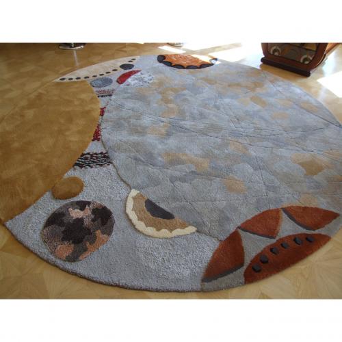 Tapis tuffté en laine, soie , lin et métal Tapis tuffté en laine, soie , lin et métal